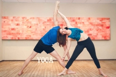 Sportliches Paarshooting im Yogastudio Schwabach IMG 6813w