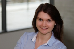 Bewerbungsbilder und Beautyportraits – Natürliches Licht Dank Fensterfront IMG7228w