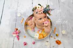 Milchbadshooting - Wenn dein Baby sitzen kann IMG 8860b