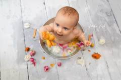 Milchbadshooting - Wenn dein Baby sitzen kann IMG 8887b