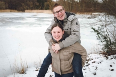 Kurzweiliges Paarshooting am Rothsee mit Hund Lucky IMG 7932w