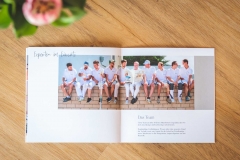 Unternehmensbroschüre in farbenfrohem Design IMG 0404w