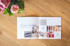 Unternehmensbroschüre in farbenfrohem Design IMG 0420w