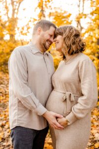 Wie wundervoll das Leben sein kann, spüre ich gerade jeden Tag, denn ich darf selbst dieses große Wunder erleben: Wir erwarten ein Baby. Claudia Link Fotografie und Grafikdesign, Fotografin für Newborn, Baby, Babybauch und Familien in Bernhardswald, Regensburg, Wenzenbach, Roding, Nittenau, Cham.