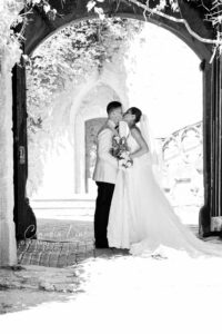 Hochzeitsreportage – Freie Trauung und Brautpaarshooting auf Schloss Egg von Claudia Link, Fotografin für Newborn, Baby, Babybauch und Familien aus Bernhardswald, mobile Fotografin von Regensburg bis Cham.